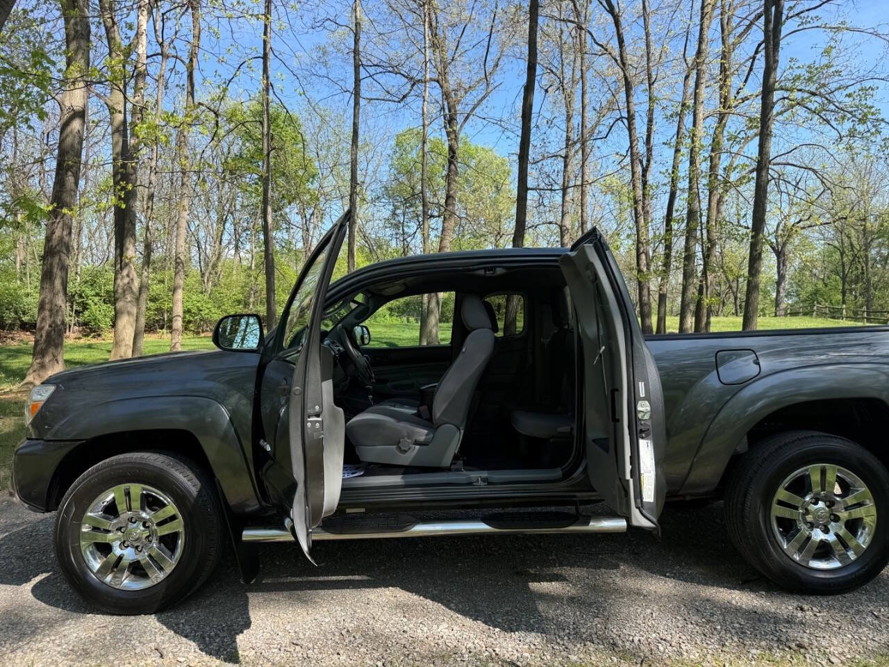Used 2012 Toyota Tacoma PreRunner w/ SR5 Pkg RWD image 24