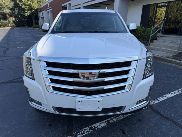 Used 2018 Cadillac Escalade Luxury image 9