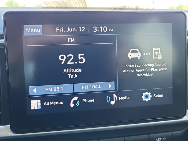Used 2024 Hyundai Venue SEL FWD image 17