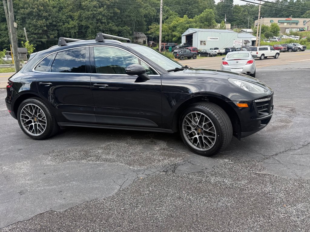 Used 2015 Porsche Macan S w/ Premium Package Plus AWD/4WD image 39