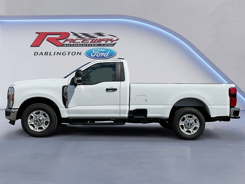 New 2026 Ford F250 XLT image 2