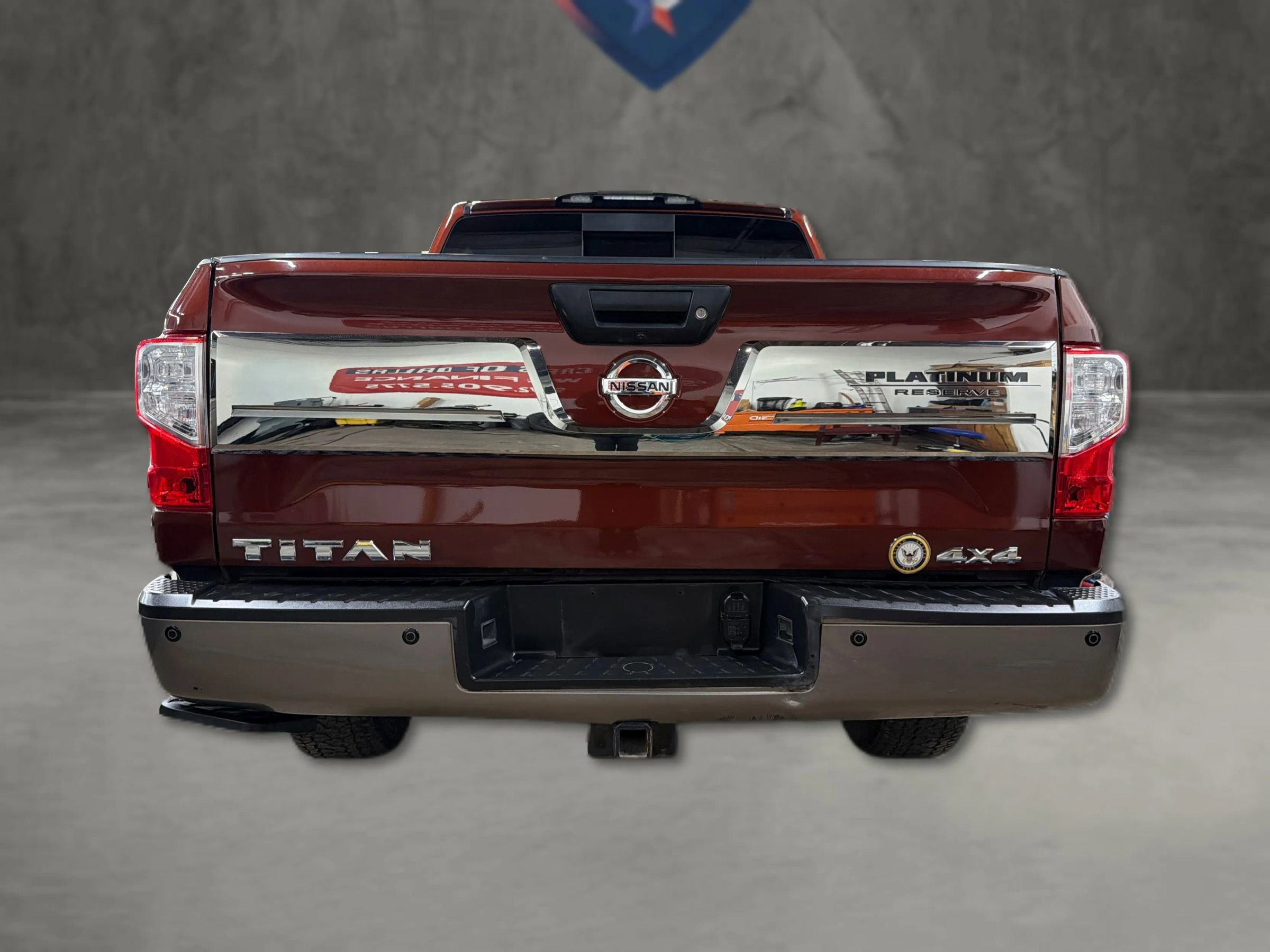 Used 2019 Nissan Titan Platinum Reserve w/ Platinum Utility Package AWD/4WD image 13