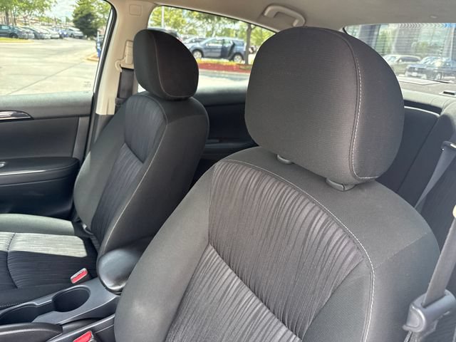 Used 2019 Nissan Sentra SV FWD image 12