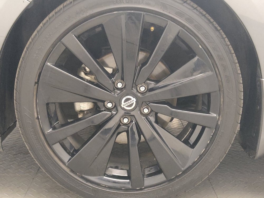 Used 2022 Nissan Altima 2.5 SR w/ Midnight Edition Package FWD image 31