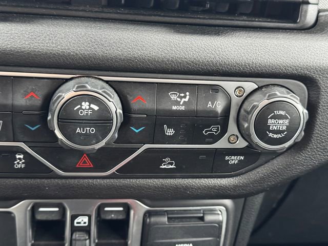 Used 2024 Jeep Wrangler Unlimited w/ Convenience Group image 35