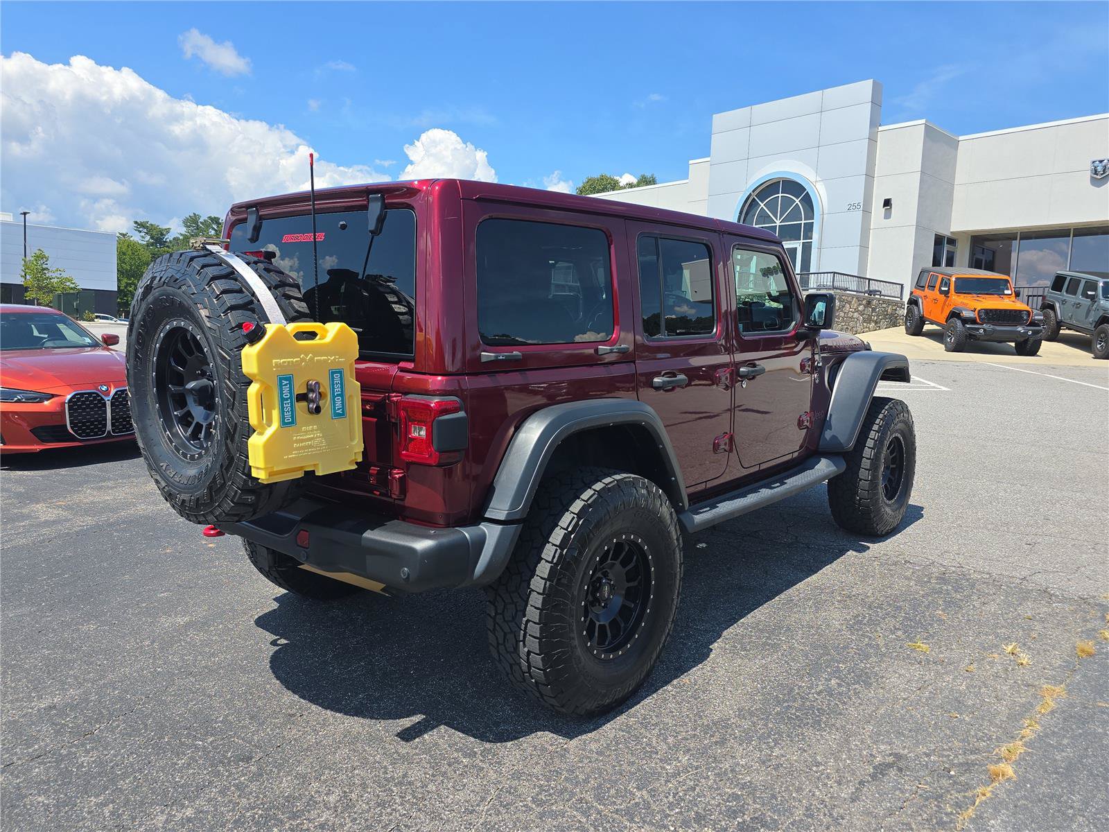 Used 2021 Jeep Wrangler Unlimited Rubicon AWD/4WD image 3