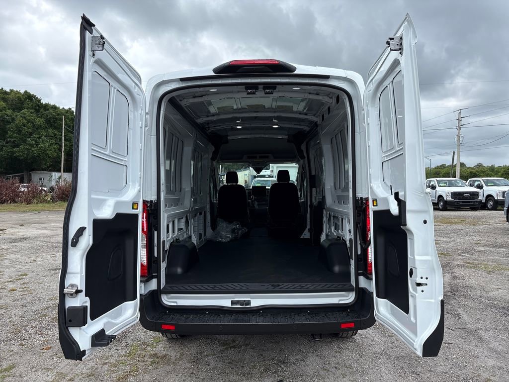 New 2026 Ford Transit 250 148 Medium Roof RWD image 10