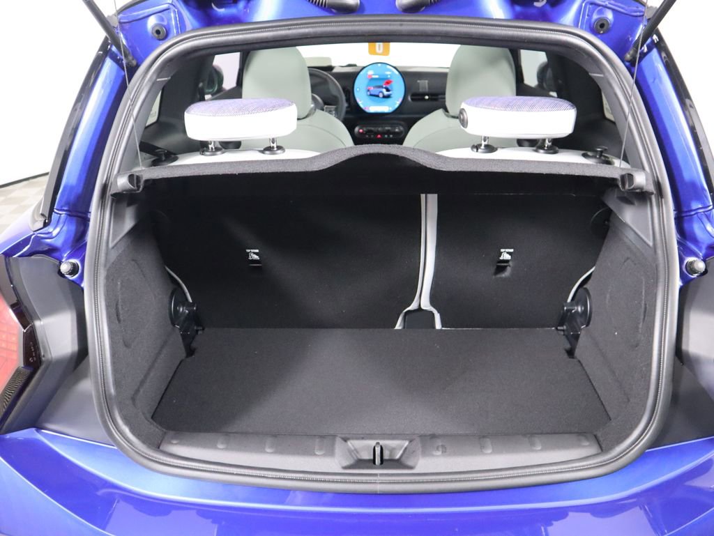 New 2026 MINI Cooper 2-Door Hardtop image 19