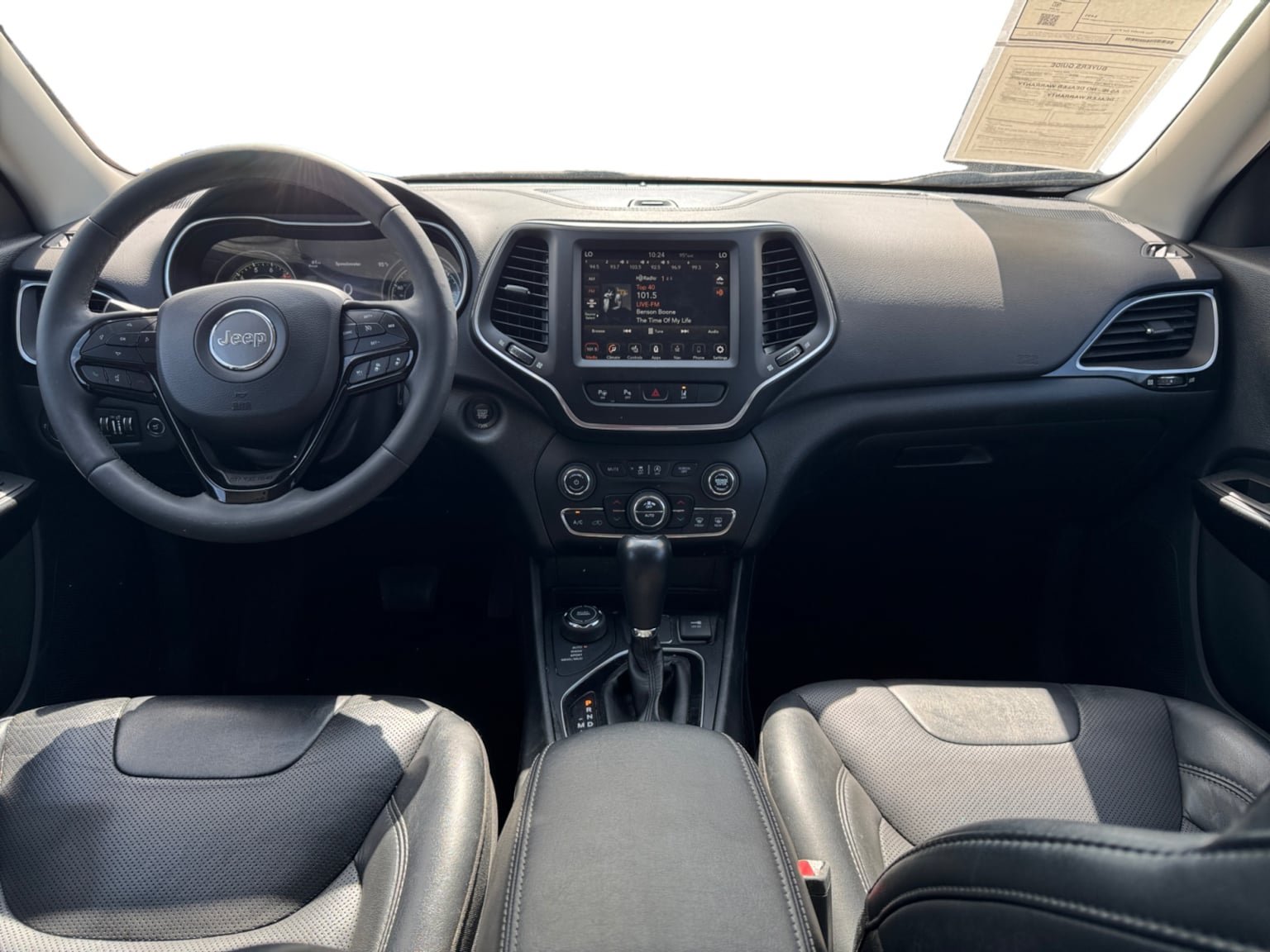 Used 2023 Jeep Cherokee Altitude Lux AWD/4WD image 12
