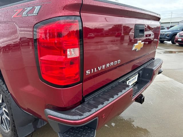 Used 2018 Chevrolet Silverado 1500 LT w/ All Star Edition AWD/4WD image 16