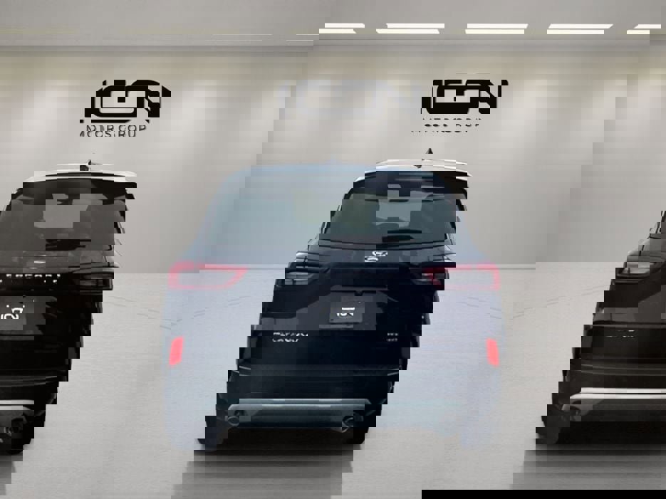 Used 2025 Ford Escape Platinum image 4