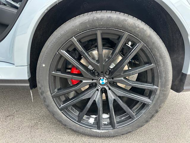 New 2026 BMW X6 xDrive40i image 7
