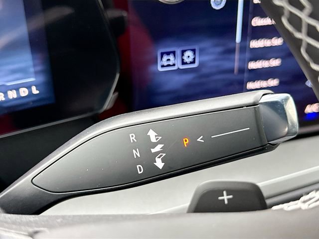 New 2026 Chevrolet Traverse LT image 18