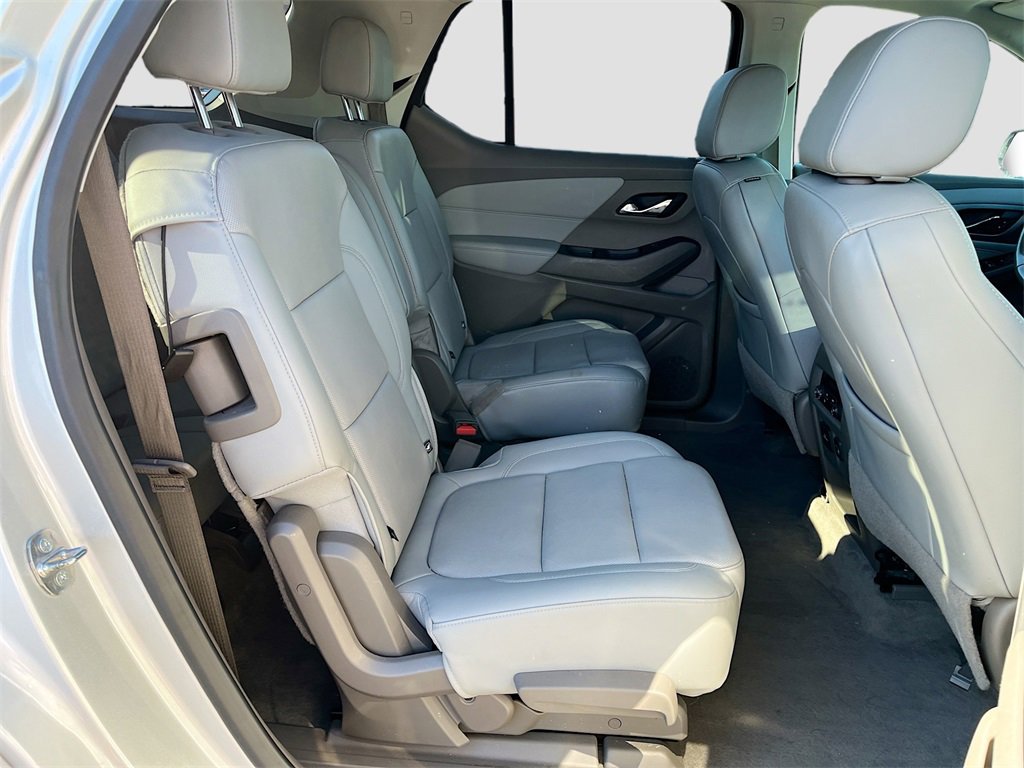 Used 2020 Chevrolet Traverse Premier image 28