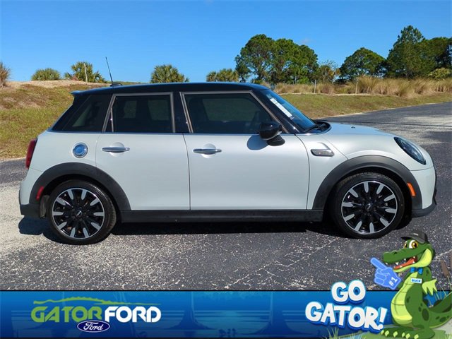 Used 2022 MINI Cooper S image 4