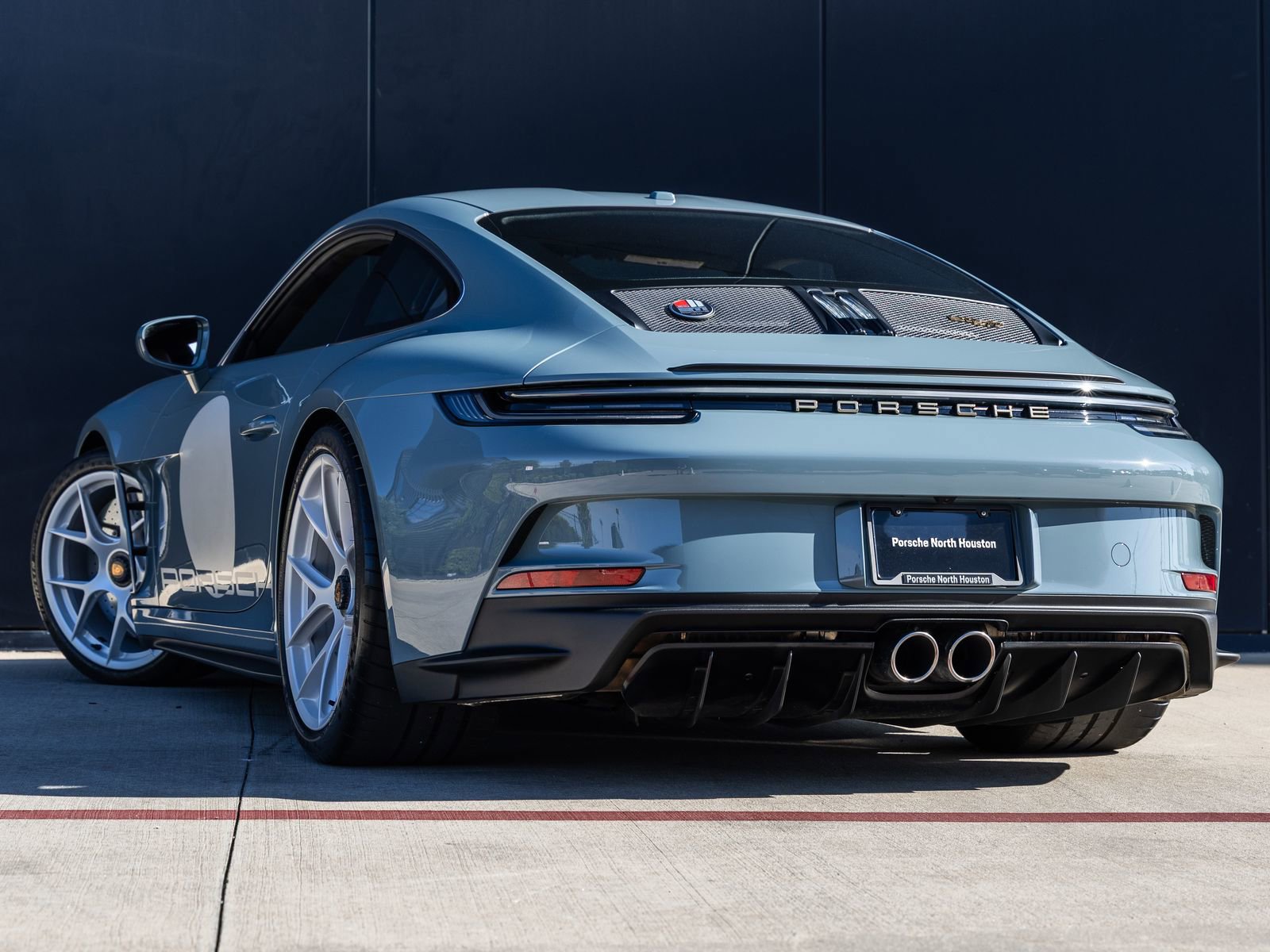 Certified 2024 Porsche 911 GT3 RS RWD image 3