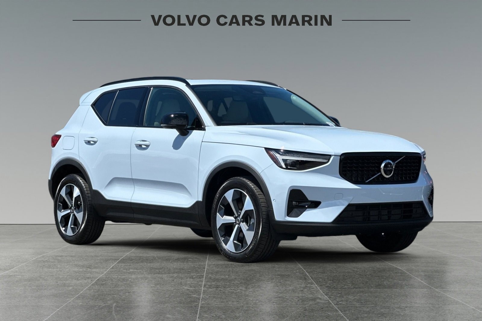 New 2026 Volvo XC40 B5 Plus w/ Protection Package Premier image 9