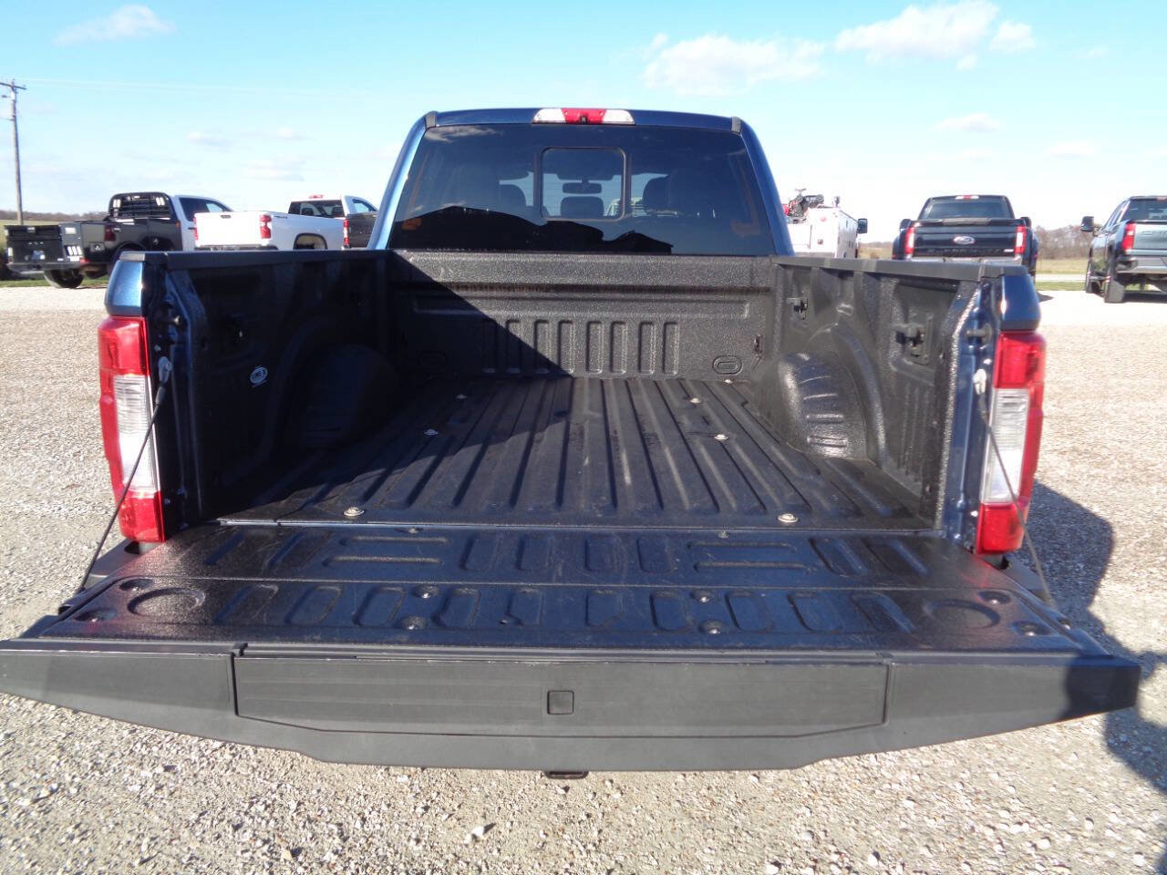 Used 2017 Ford F250 Lariat w/ Lariat Value Package AWD/4WD image 12