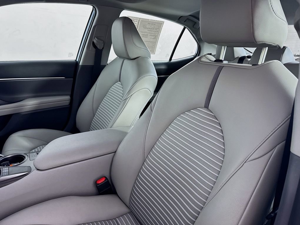 Used 2024 Toyota Camry SE w/ Cold Weather Package image 35
