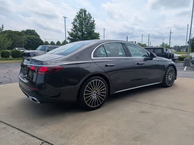 Used 2025 Mercedes-Benz E 350 4MATIC Sedan image 9