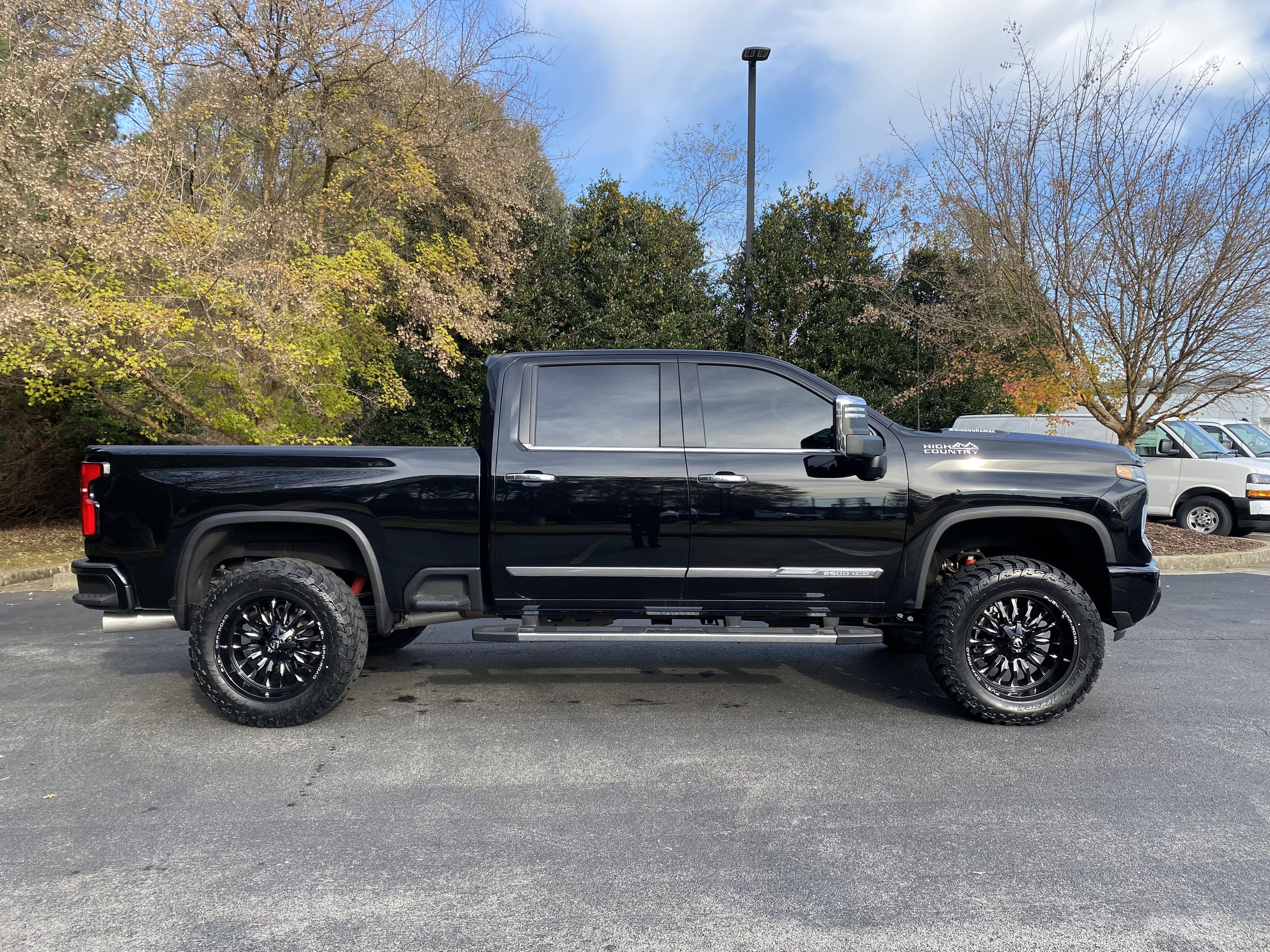 New 2024 Chevrolet Silverado 2500 High Country w/ High Country Premium Package image 10