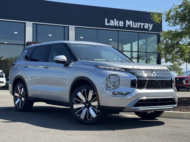 New 2025 Mitsubishi Outlander SE