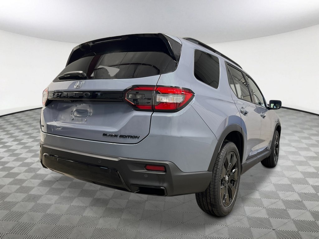 New 2026 Honda Pilot Black Edition image 4