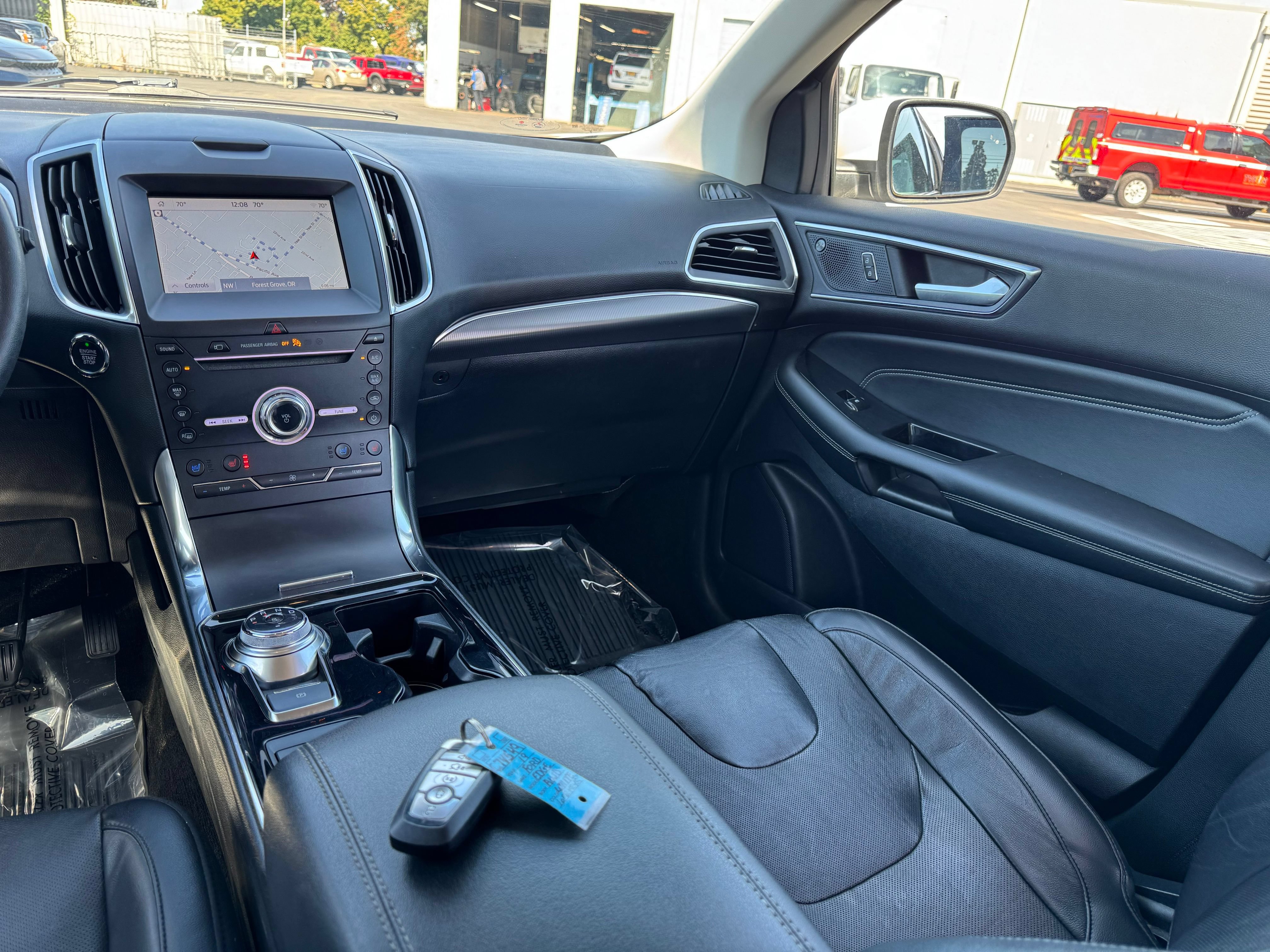 Certified 2019 Ford Edge Titanium w/ Equipment Group 301A AWD/4WD image 23