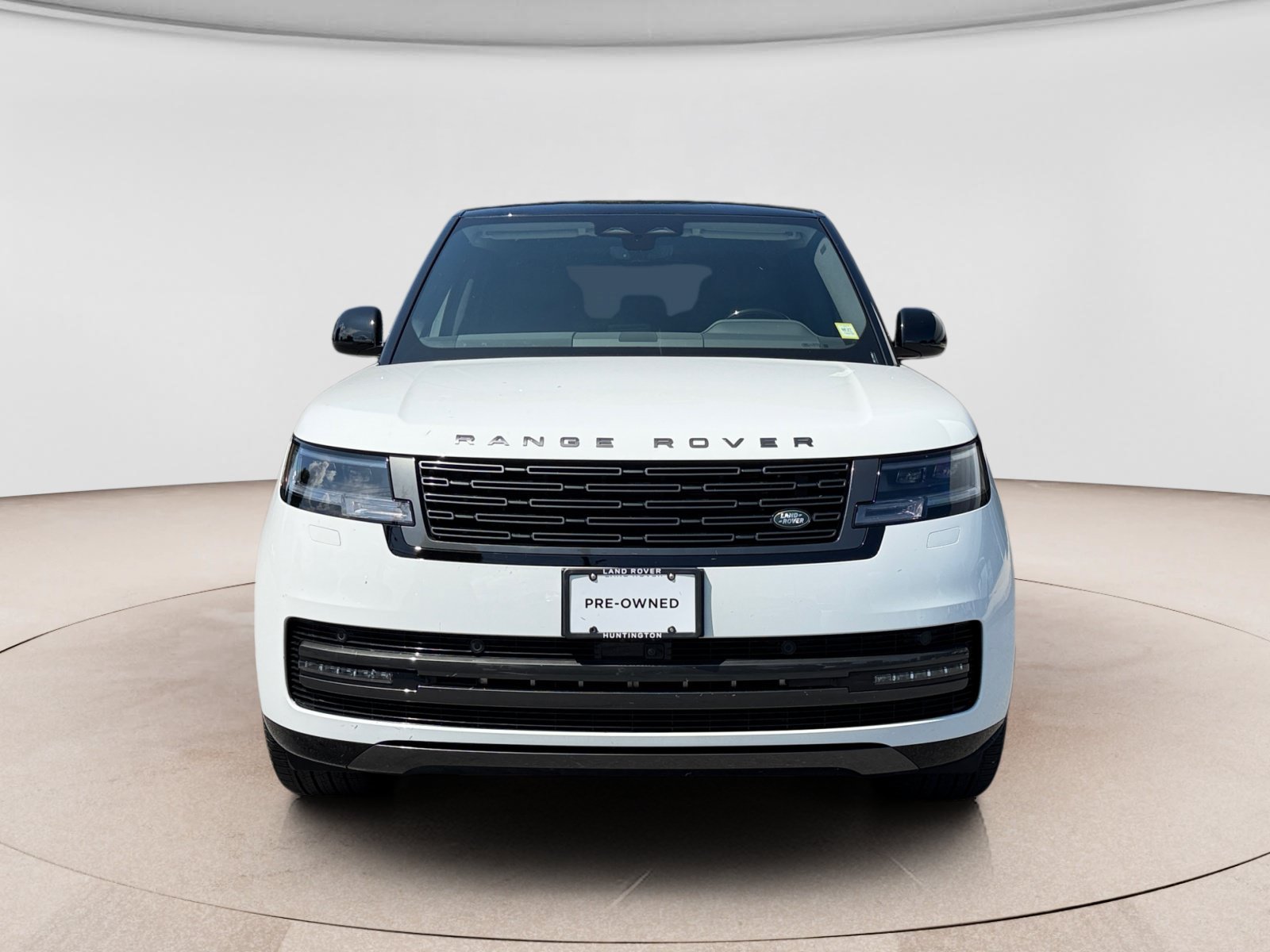 Used 2026 Land Rover Range Rover SE AWD/4WD image 8