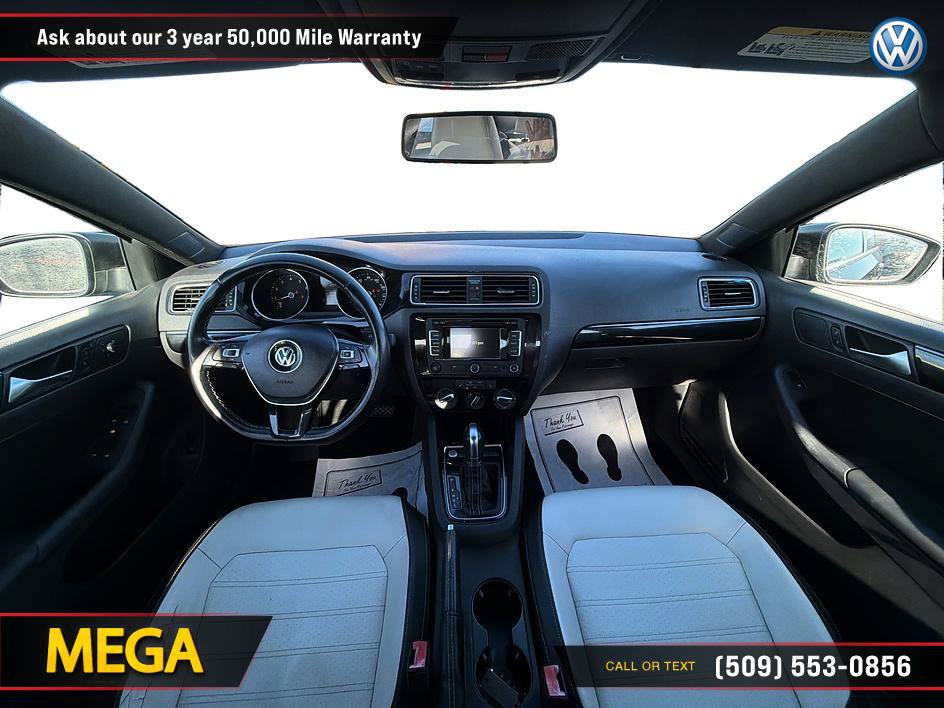 Used 2015 Volkswagen Jetta Sport FWD image 25