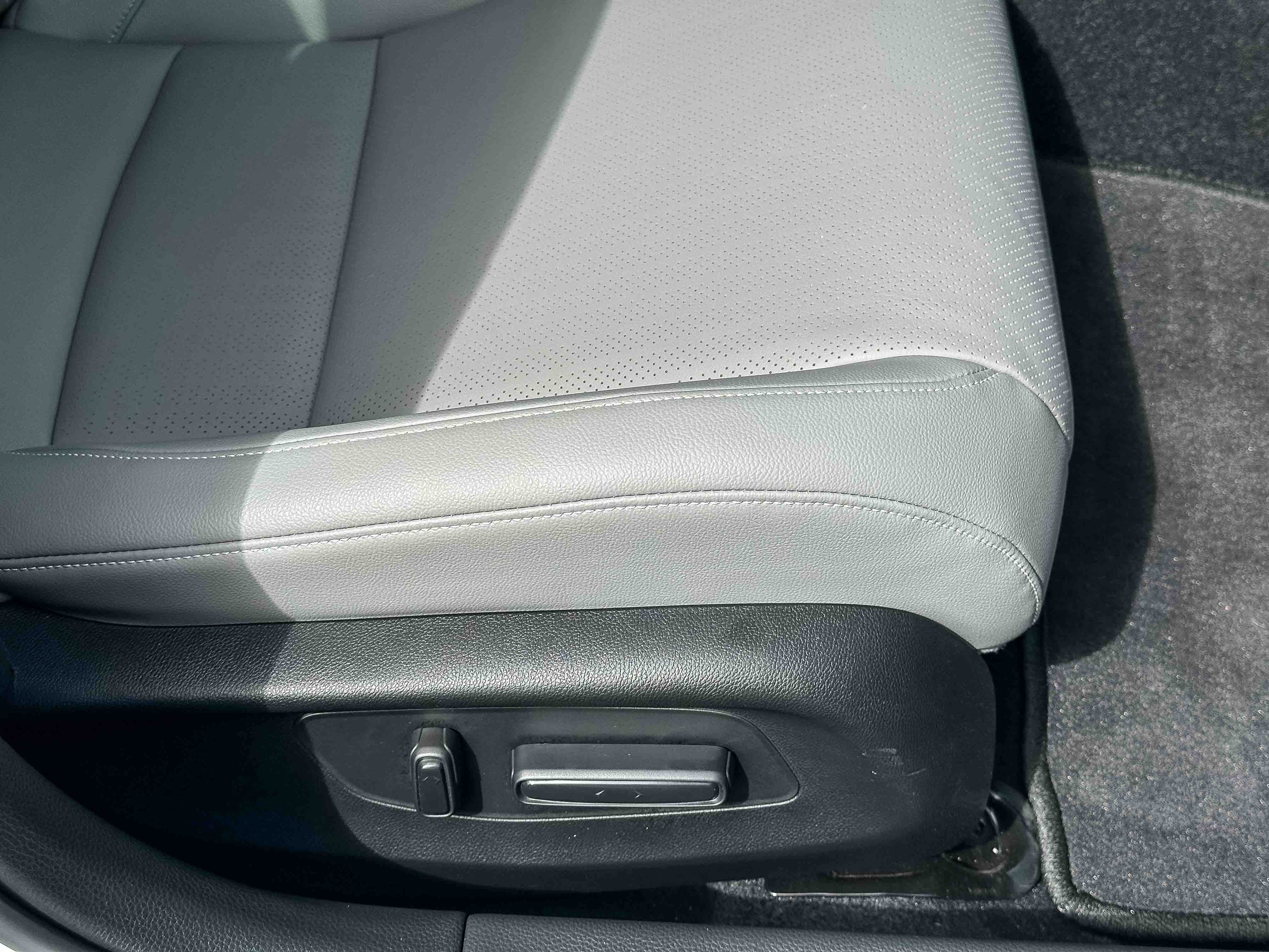 Used 2025 Honda Civic Sport Touring image 27
