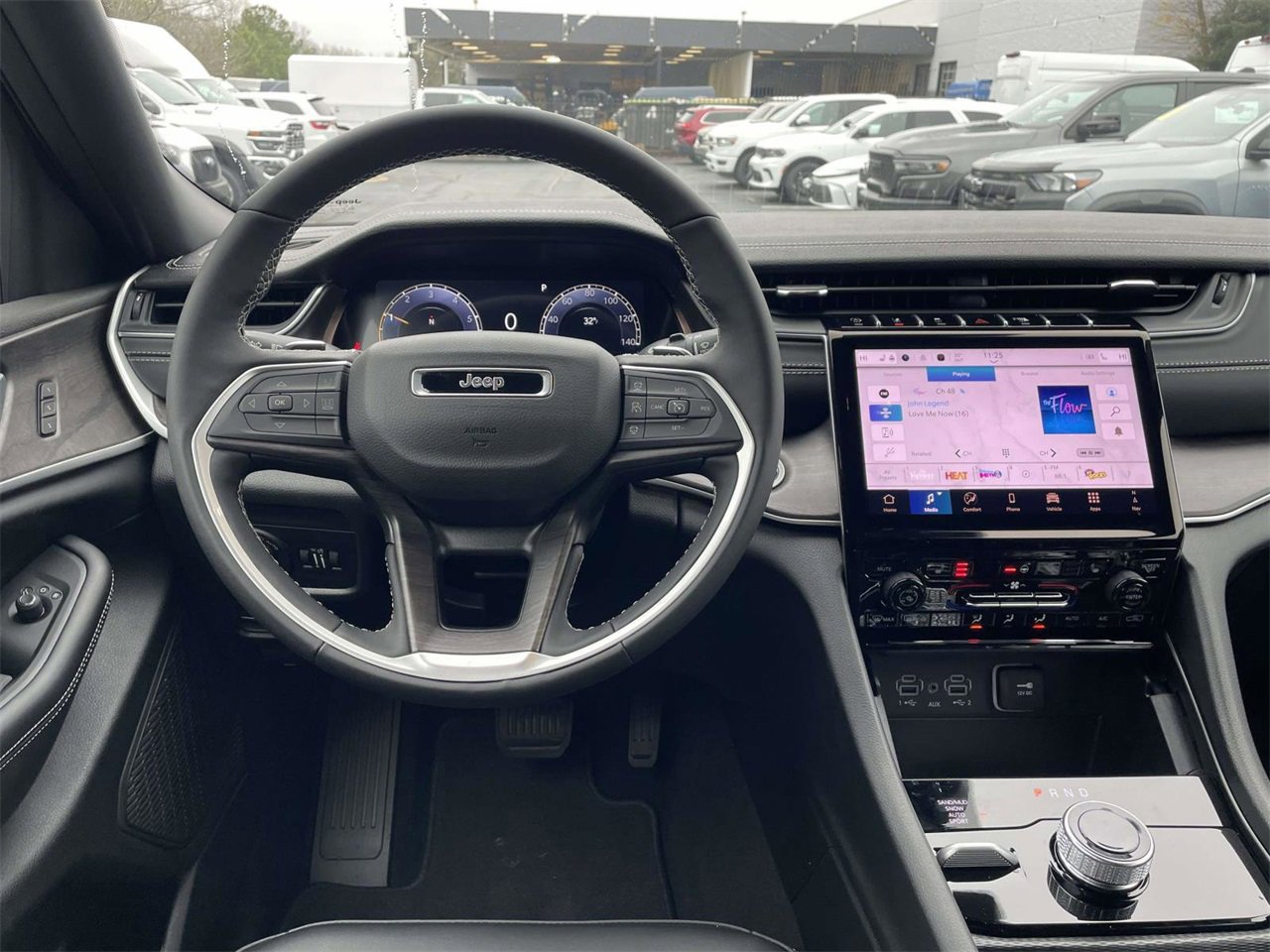 New 2025 Jeep Grand Cherokee L Limited image 26