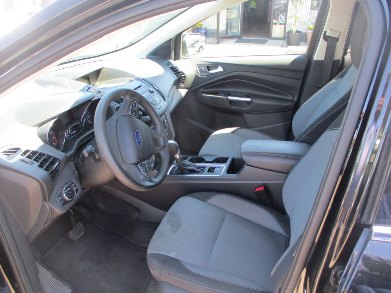 Used 2017 Ford Escape SE image 10