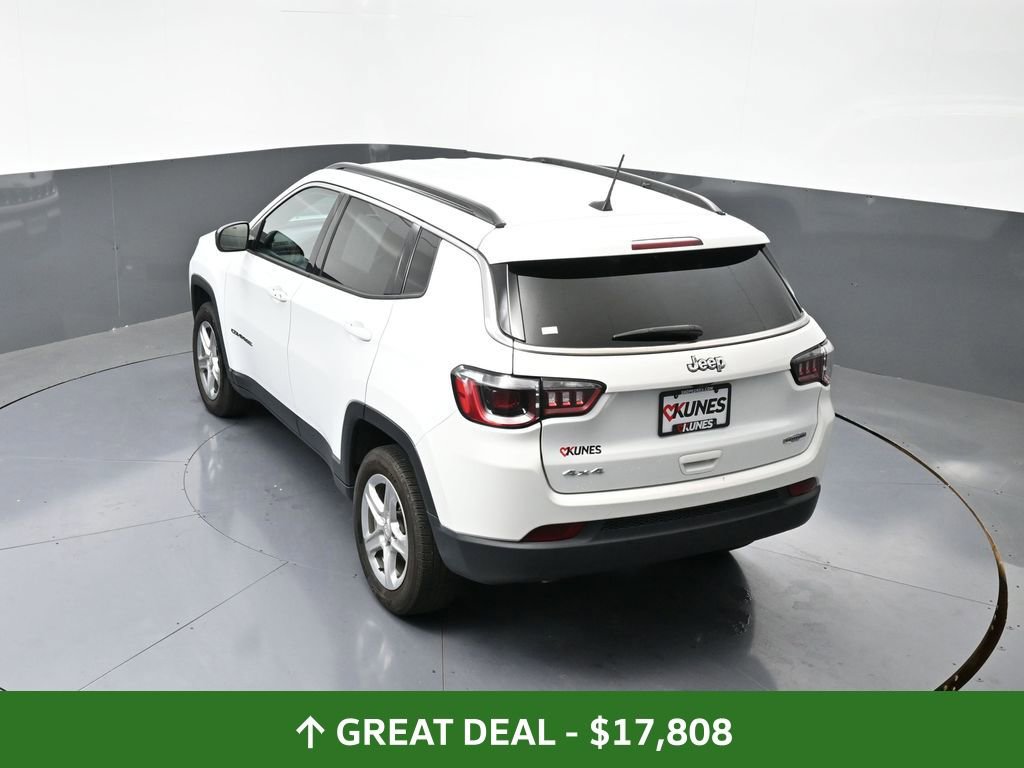 Used 2023 Jeep Compass Latitude image 49