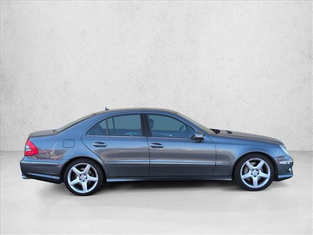 Used 2009 Mercedes-Benz E 350 Sedan image 4