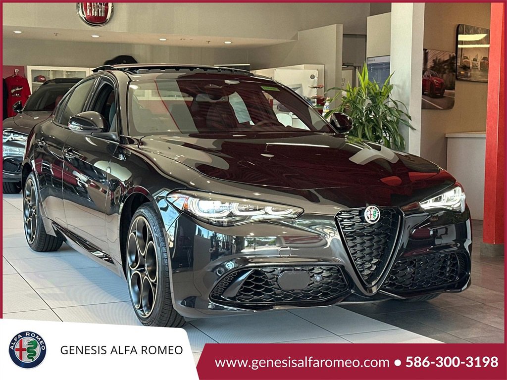 New 2025 Alfa Romeo Giulia AWD w/ Driving Assist Package image 2
