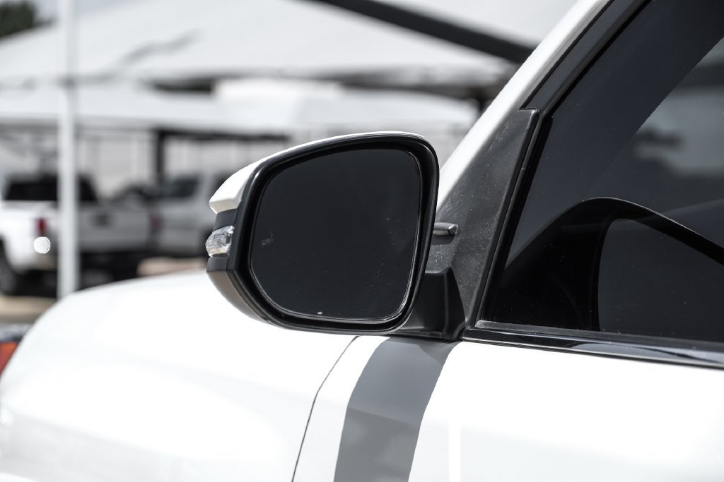 Used 2022 Toyota 4Runner Limited AWD/4WD image 46