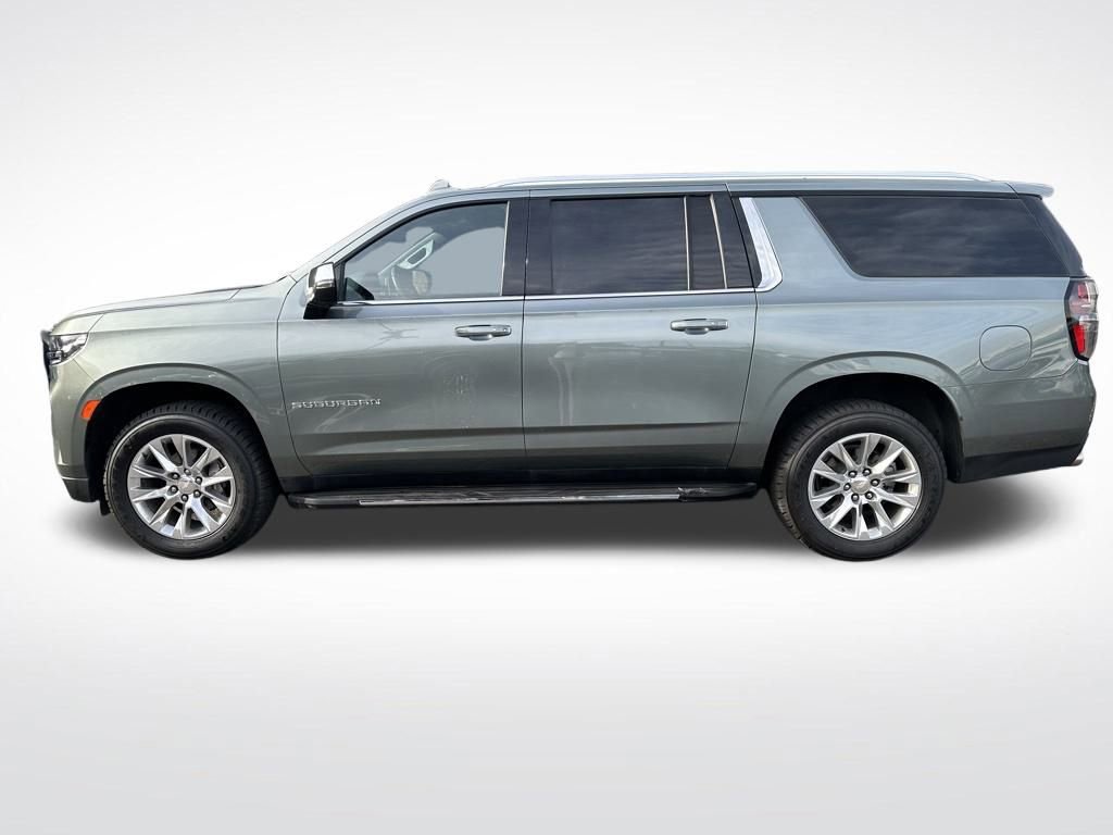 Used 2023 Chevrolet Suburban Premier image 5