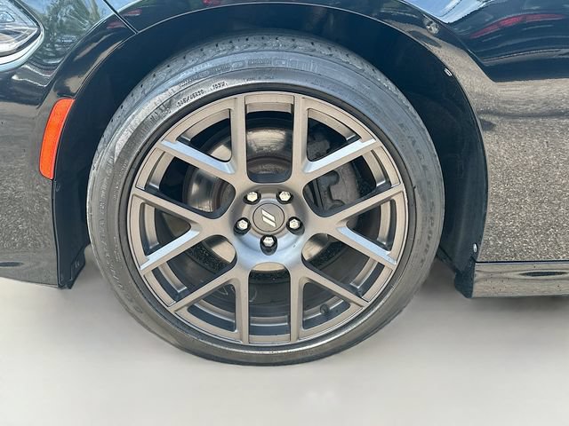 Used 2017 Dodge Charger R/T RWD image 34