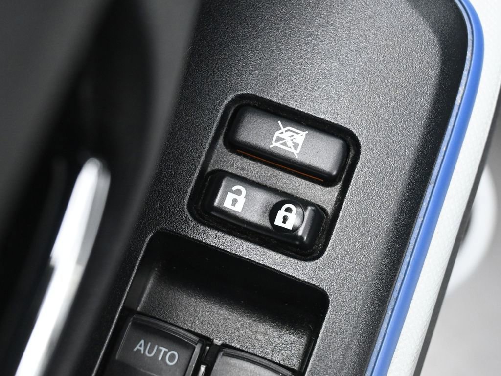 Used 2012 Toyota Prius C Two image 11