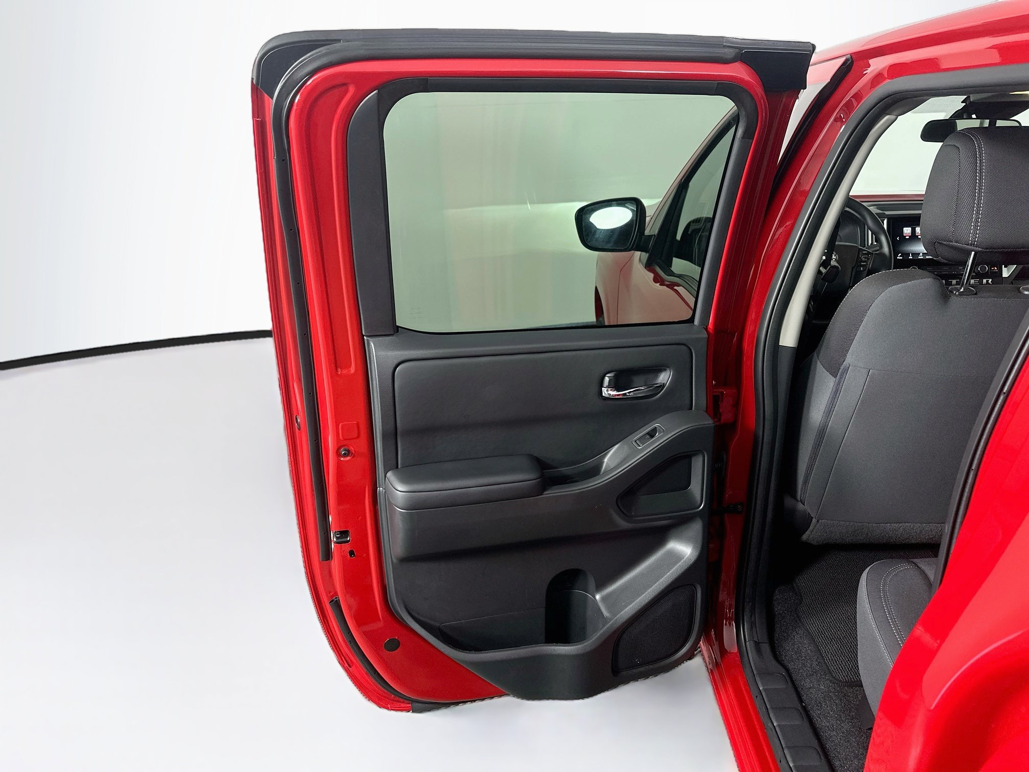 Used 2026 Nissan Frontier SV RWD image 27