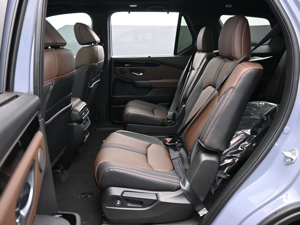 New 2026 Honda Pilot TrailSport image 36