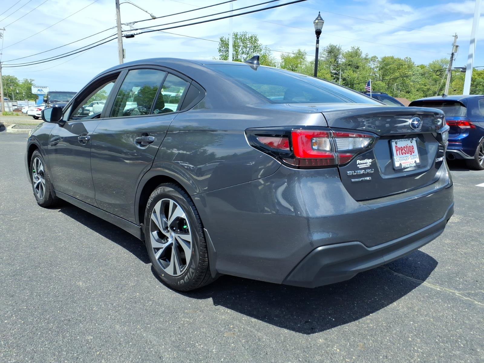 Certified 2025 Subaru Legacy Premium AWD/4WD image 4
