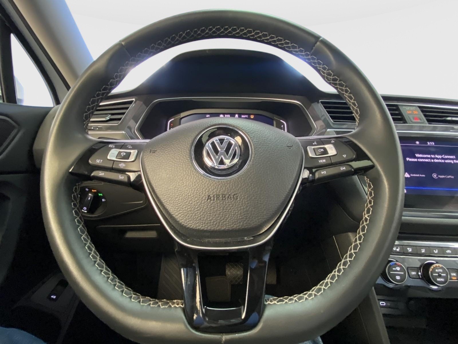 Used 2021 Volkswagen Tiguan SEL w/ 3rd Row Seat Package AWD/4WD image 30