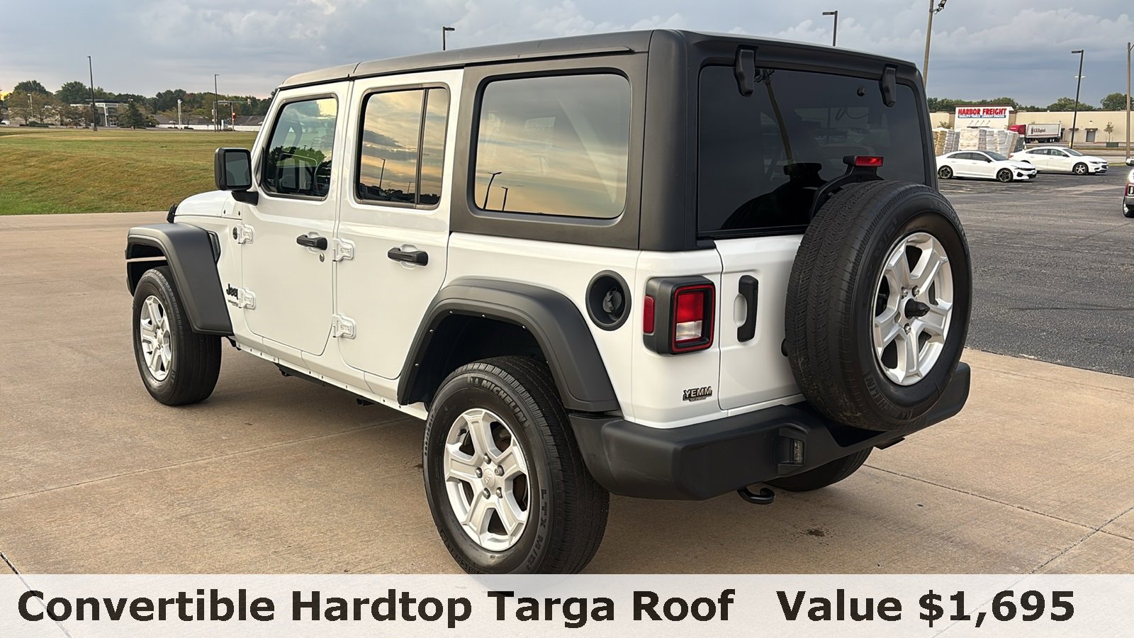 Used 2022 Jeep Wrangler Unlimited Sport image 7