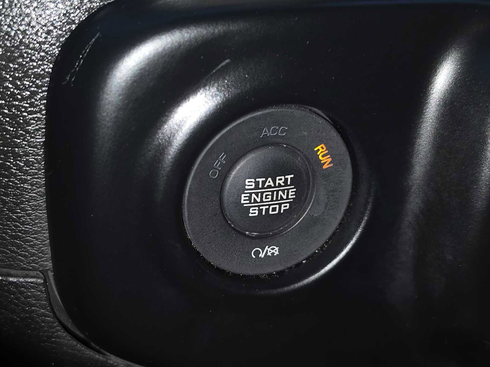 Used 2022 Jeep Wrangler Unlimited Willys image 24