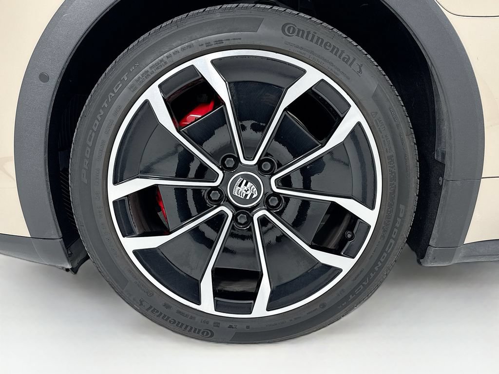 Certified 2022 Porsche Taycan 4S AWD/4WD image 11