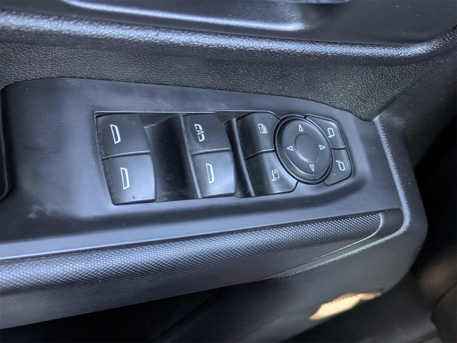 Used 2024 Chevrolet Silverado 2500 Custom w/ Custom Value Package image 25