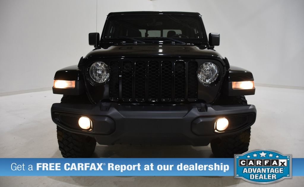 Used 2022 Jeep Gladiator Willys image 2