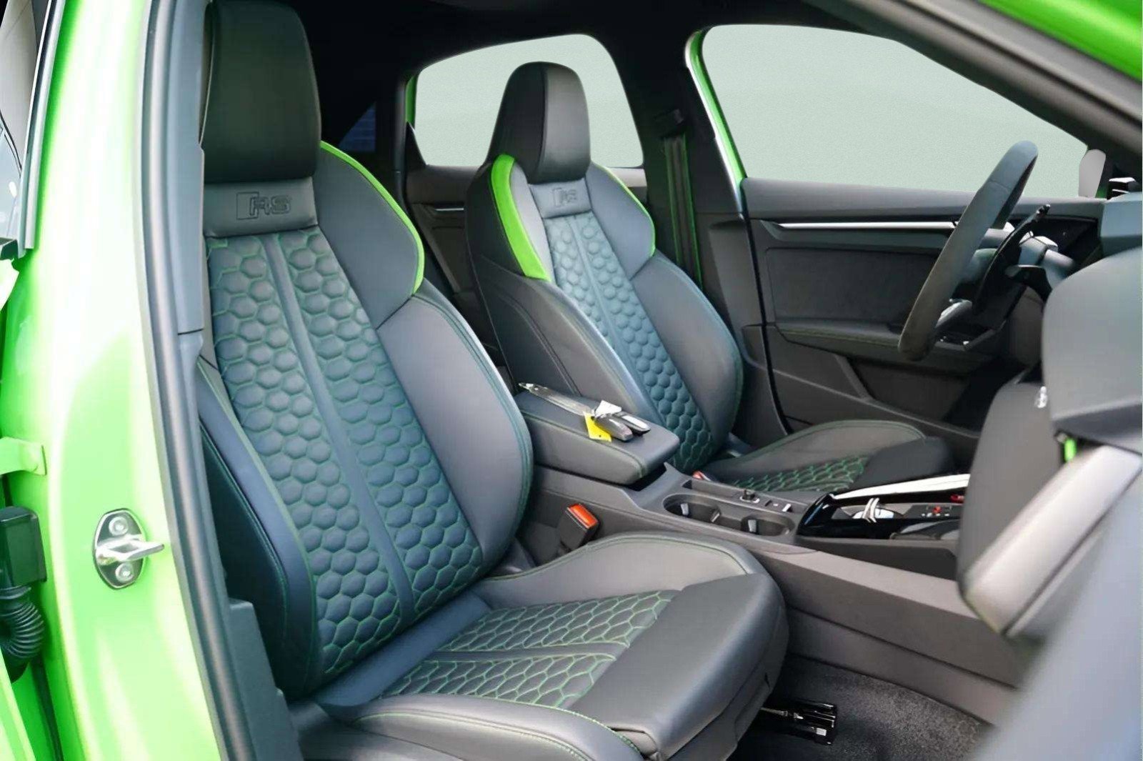 Used 2023 Audi RS 3 image 31